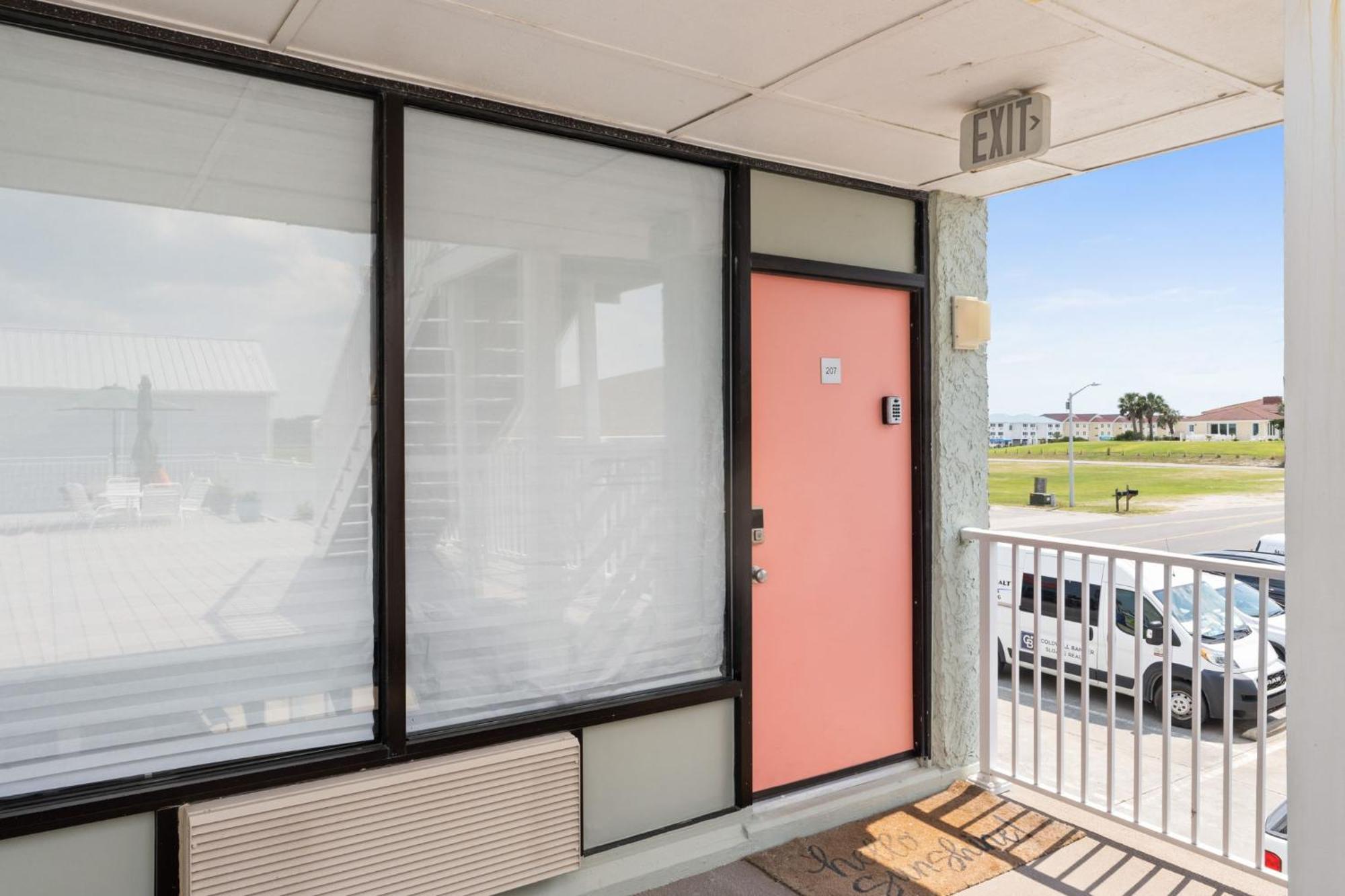 Cozy 1-Bedroom Condo With Pool Access In Ocean Isle Beach Eksteriør bilde